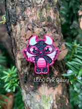 Load image into Gallery viewer, Drella Choose Your Own Variant