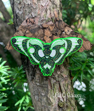 Load image into Gallery viewer, Fuzzy Moth Blind Bag